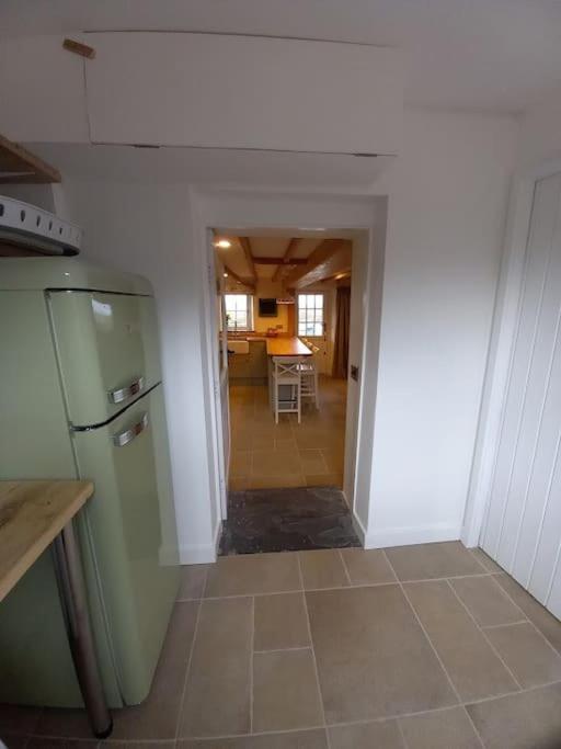 Cosy 2 Bed Cottage Between Snowdonia And The Sea Llandegai Exteriör bild