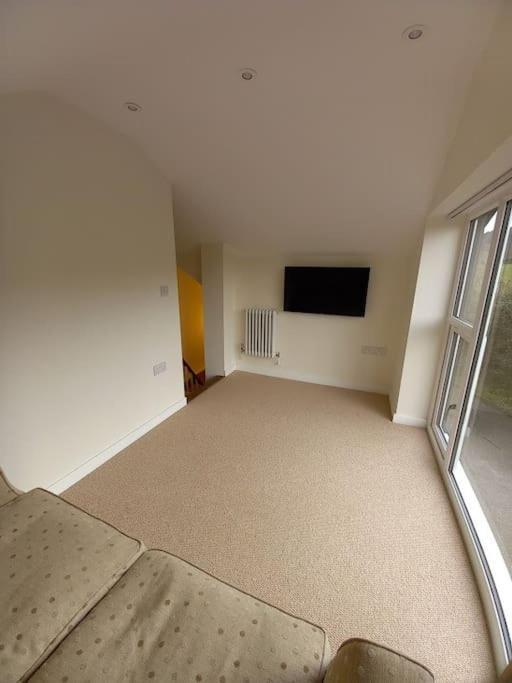Cosy 2 Bed Cottage Between Snowdonia And The Sea Llandegai Exteriör bild