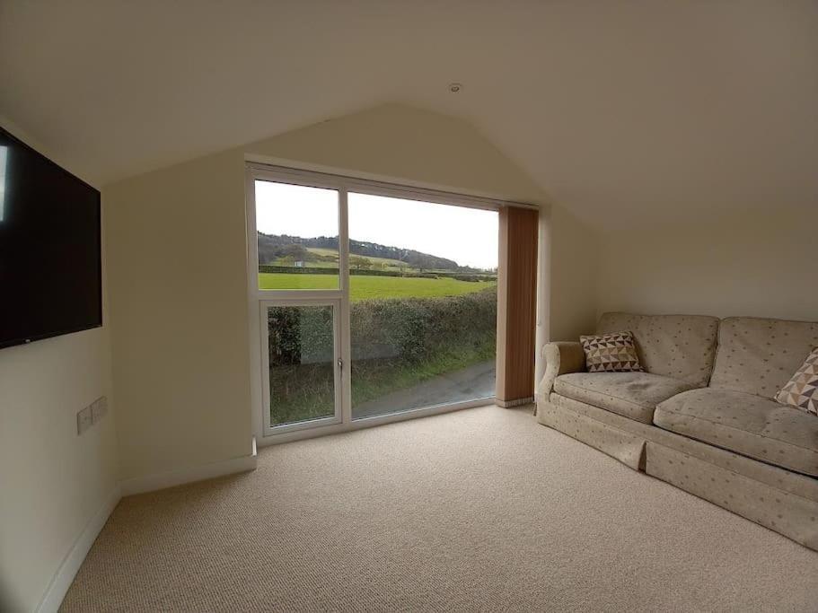 Cosy 2 Bed Cottage Between Snowdonia And The Sea Llandegai Exteriör bild